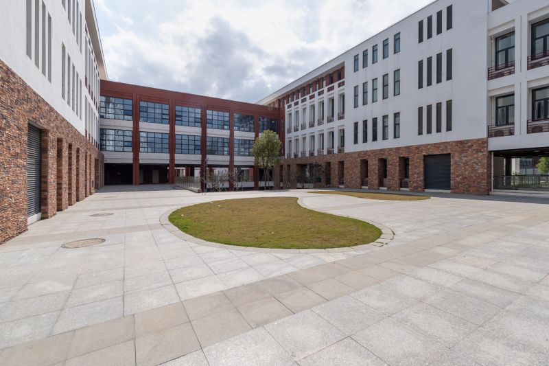 White Brick Construction